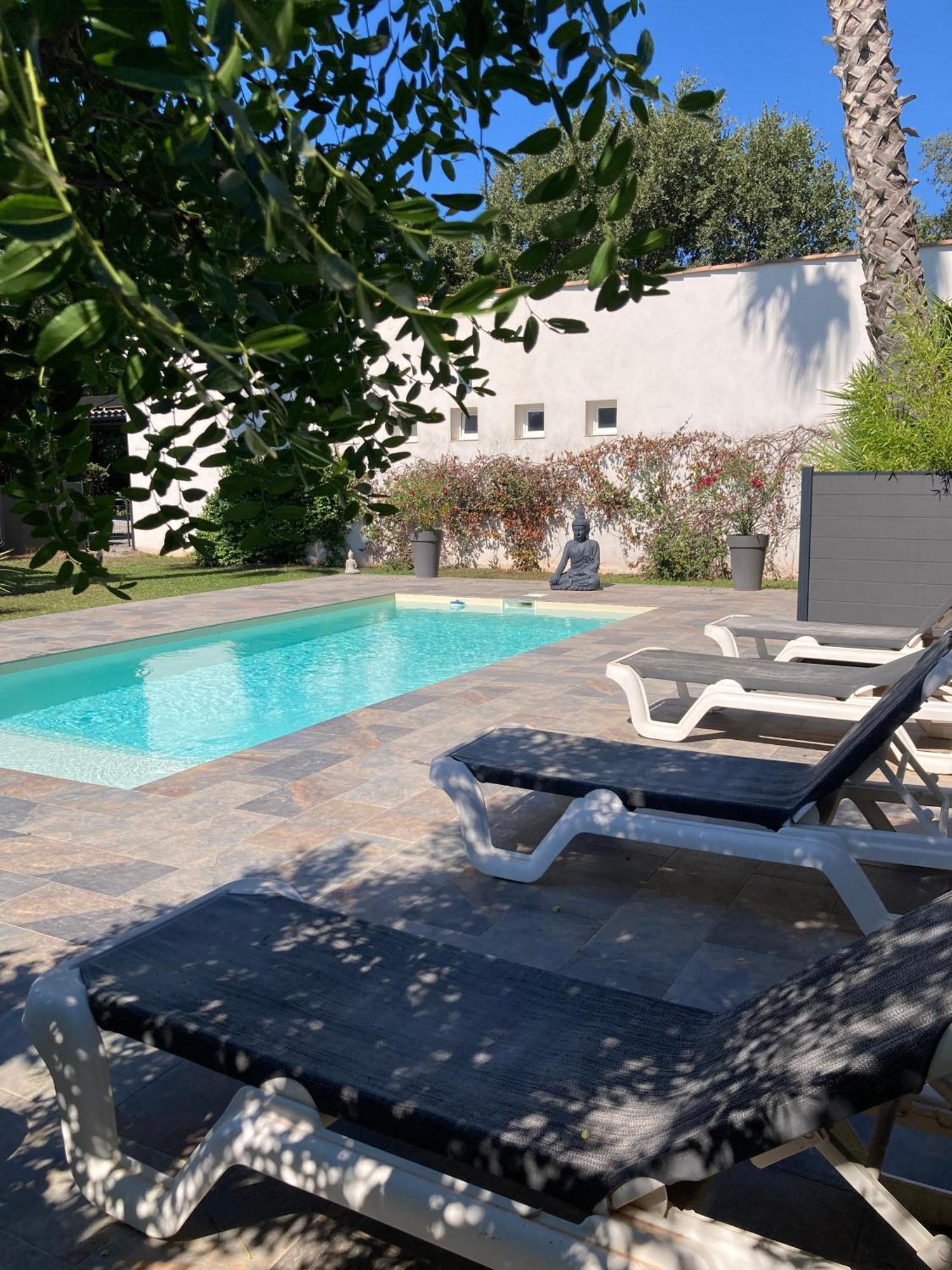 Chambres d'Hôtes Le Mas du Bijou Bleu Puget-sur Argens Exterior foto