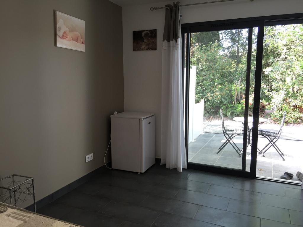 Chambres d'Hôtes Le Mas du Bijou Bleu Puget-sur Argens Exterior foto